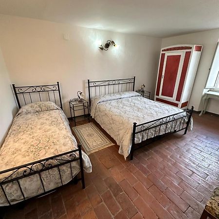 Casa Garibaldi Hotel Pontremoli Ngoại thất bức ảnh